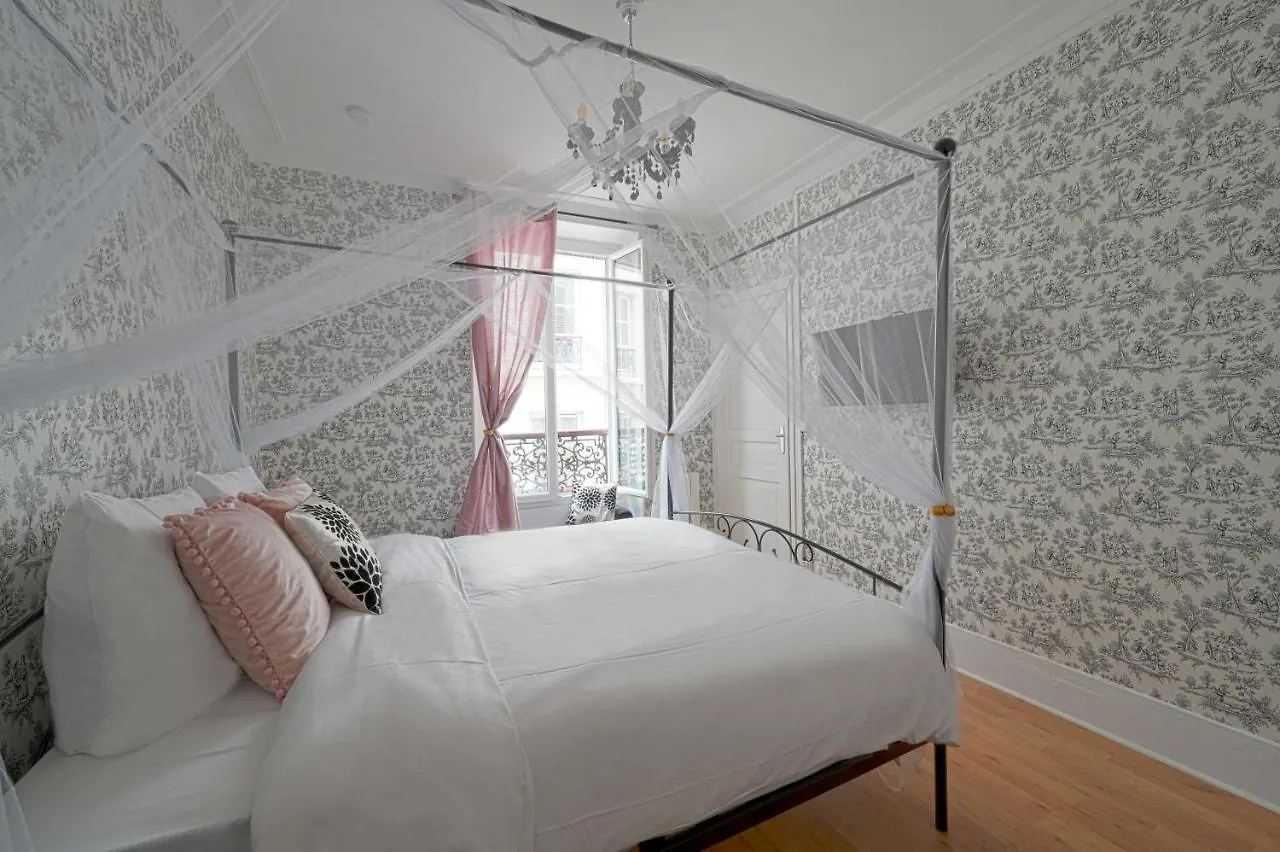 Black & White - Chic & Petit Maison- Pigalle 9Eme Apartment Paris